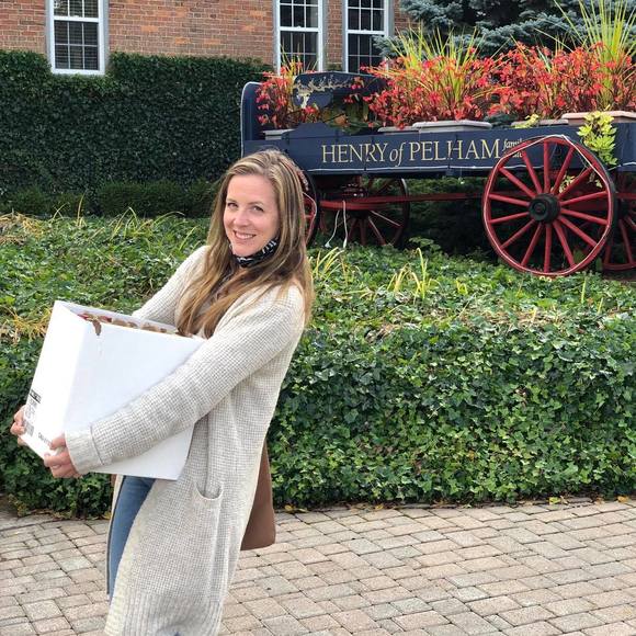 Meet your Posher, Kendra - Picture 1 of 1